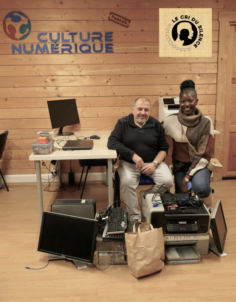 Culture Numérique redistribue du matériel informatique aux associations caritatives…